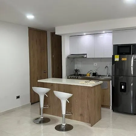 With Balcony View In Ctg Apartamento